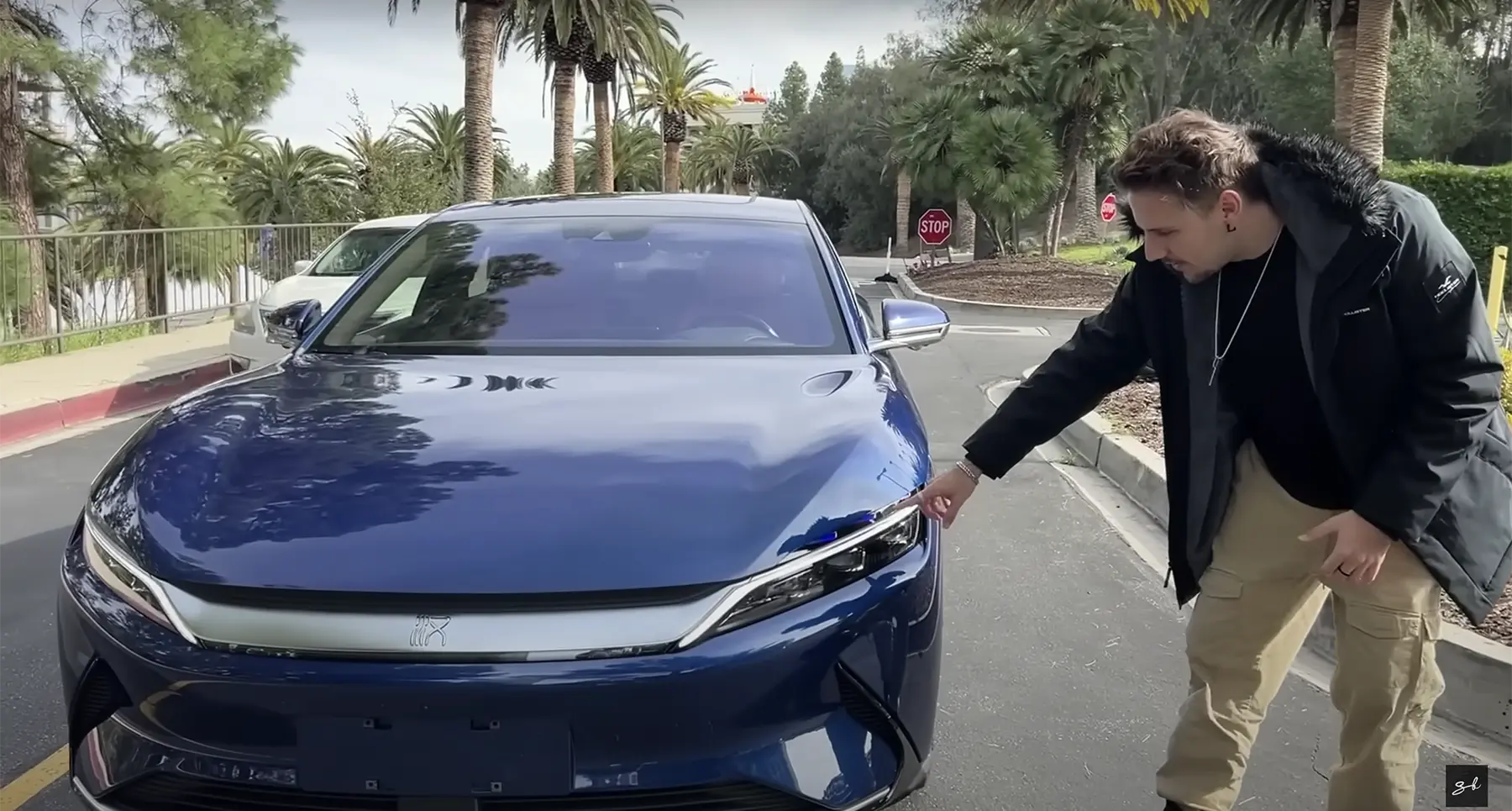 BYD Han reviewed by Sergi from the Supercar Blondie team